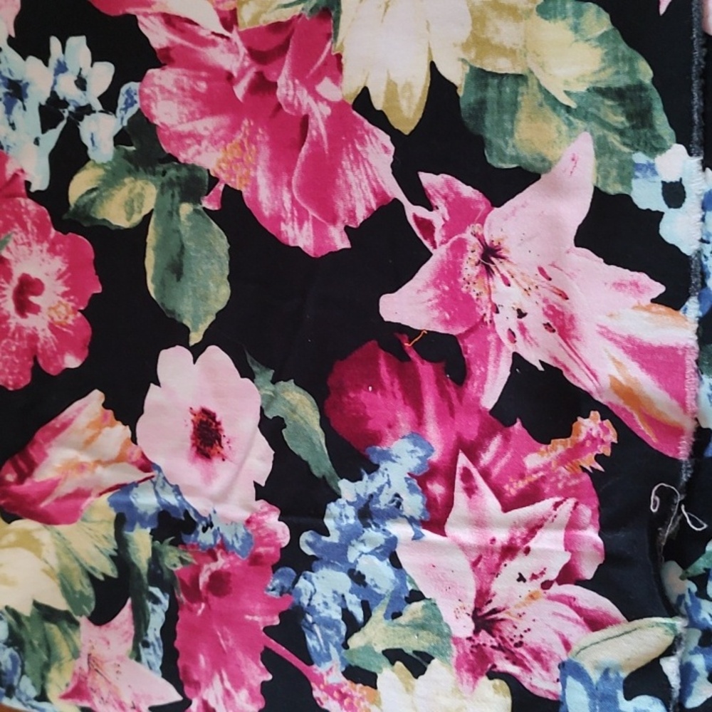 Cottagecore Floral Fabric 23"X43". Not 100% Cotton. Has Some Stretch.